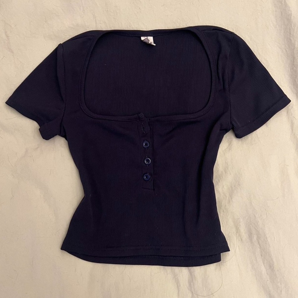 women’s navy button-up crop top